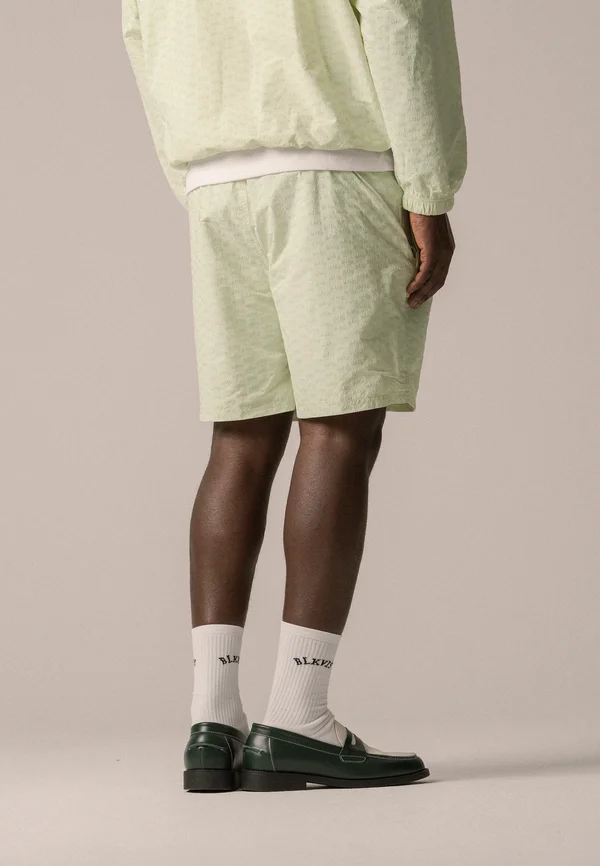 ALLOVER TRACK  UNISEX - Shorts - meadow mist