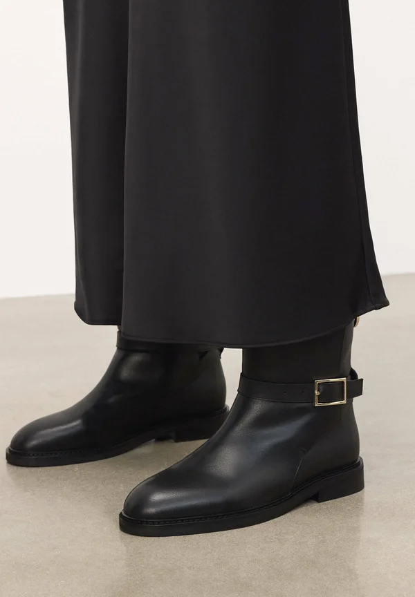 ALME - Stiefelette - black