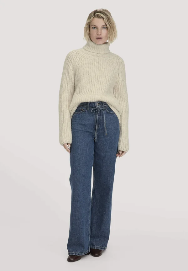 ALPAKA - Strickpullover - natur