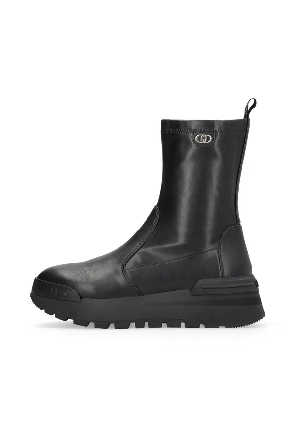 AMAZING 22 - Plateaustiefelette - black