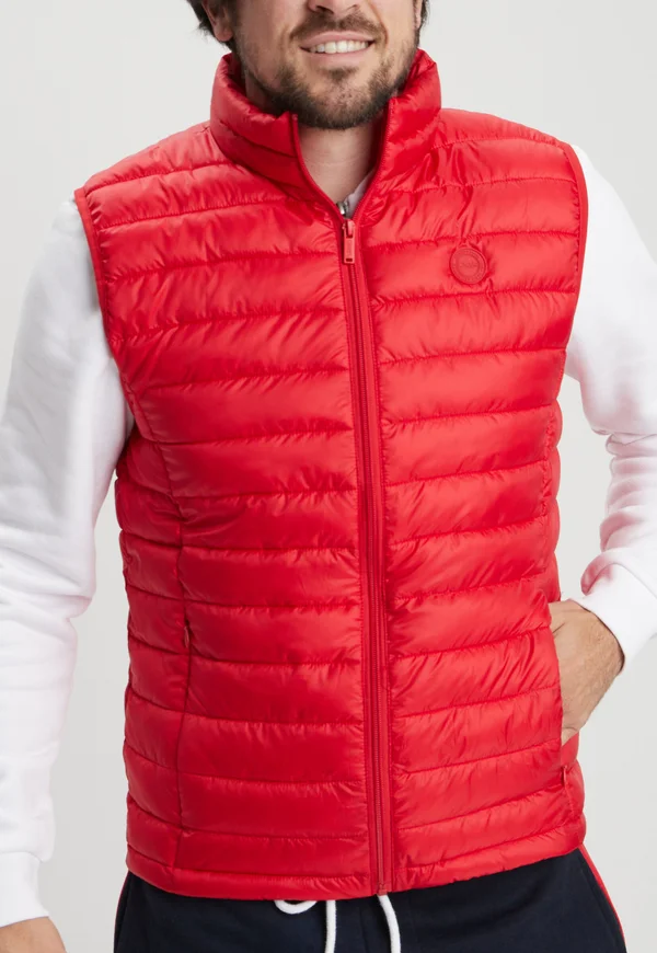 AMERICAN INSPIRATION; FASHION; COOL; EASY - Weste - red
