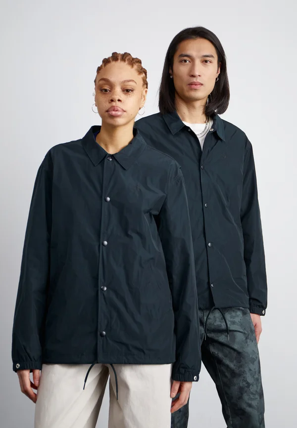 ANDOVER COACHES JACKET UNISEX - Leichte Jacke - converse black