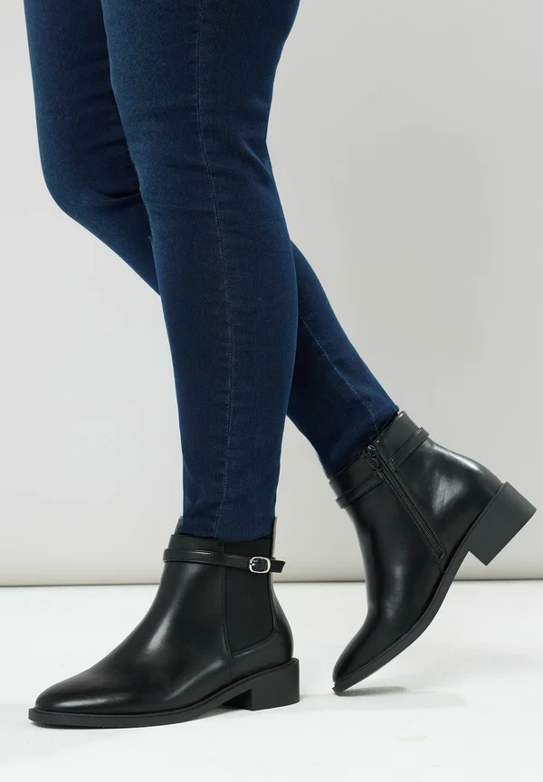 Ankle Boot - black