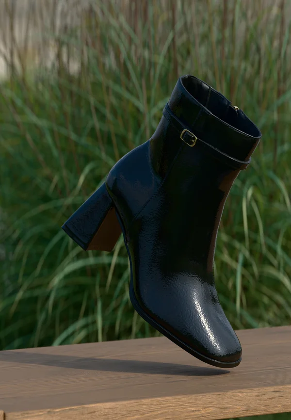 Ankle Boot - black