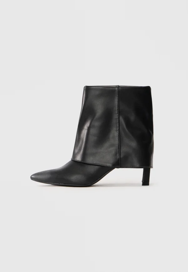 Ankle Boot - black