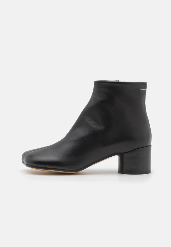 Ankle Boot - black