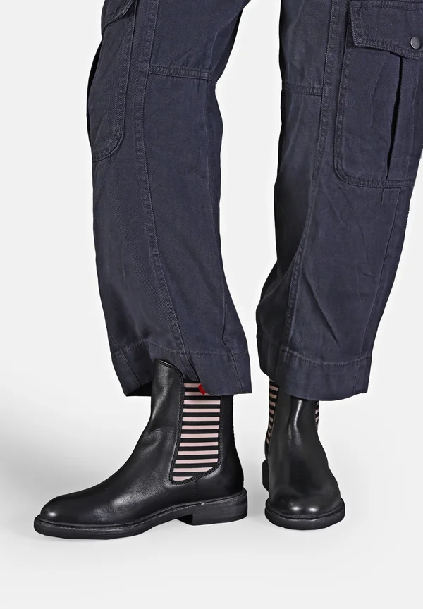 Ankle Boot - schwarz