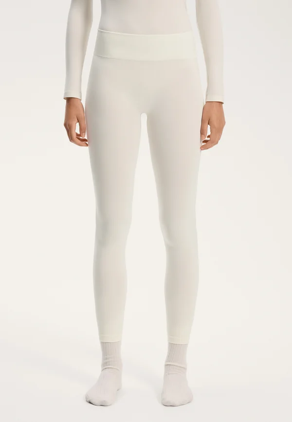 ANKLE-LENGTH SEAMLESS BASE LAYER - Leggings - Hosen - white
