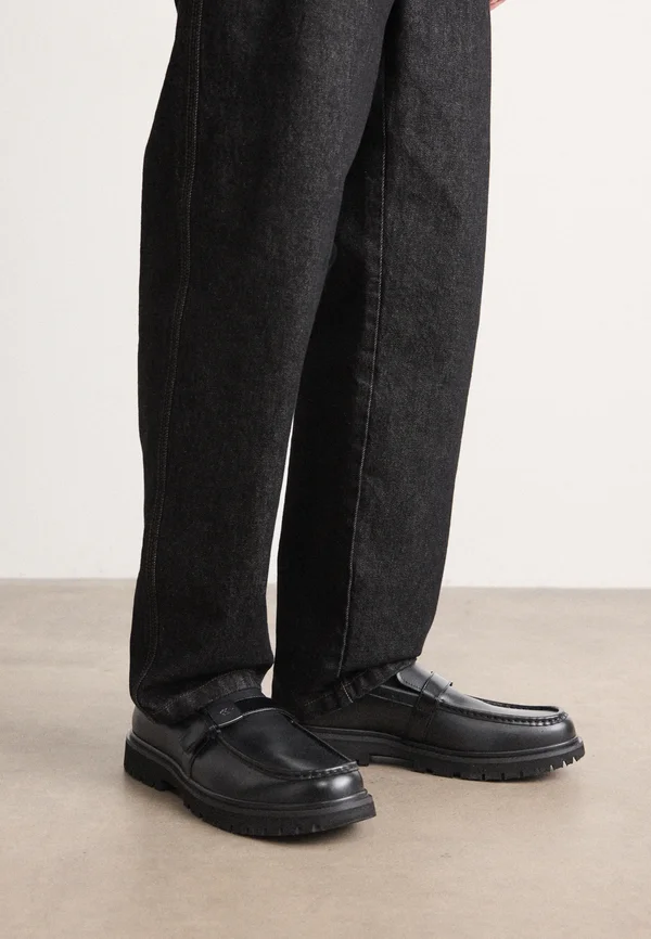 APRON LOAFER - Slipper - triple black