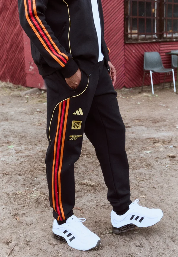 ARSENAL FC X NTS UBP DOUBLEKNIT PANT - Vereinsmannschaften - black