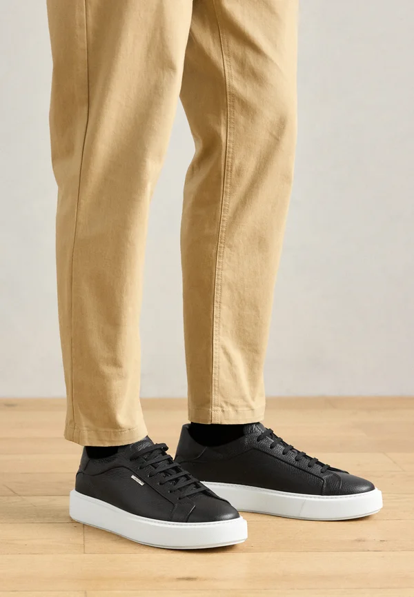 ARTEM - Sneaker low - black