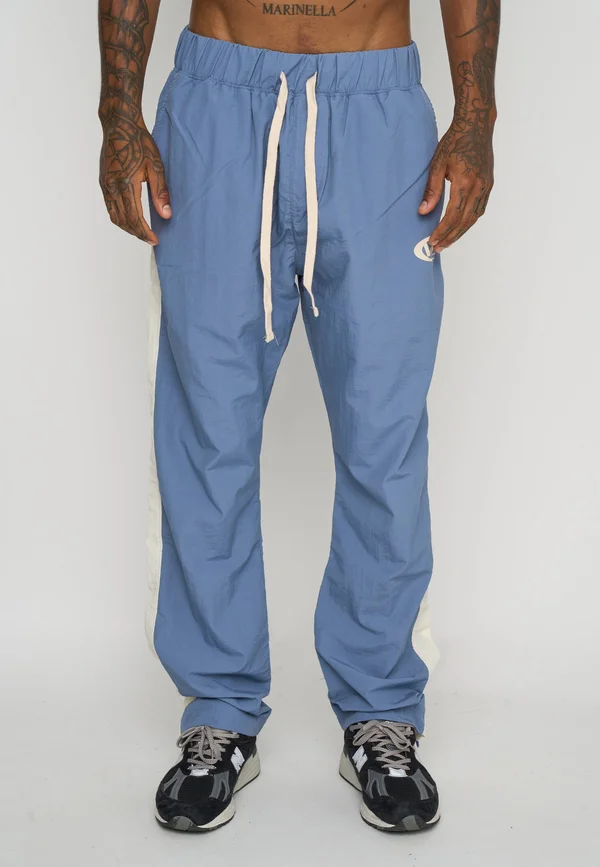 ASPHALT UNISEX - Jogginghose - wild wind