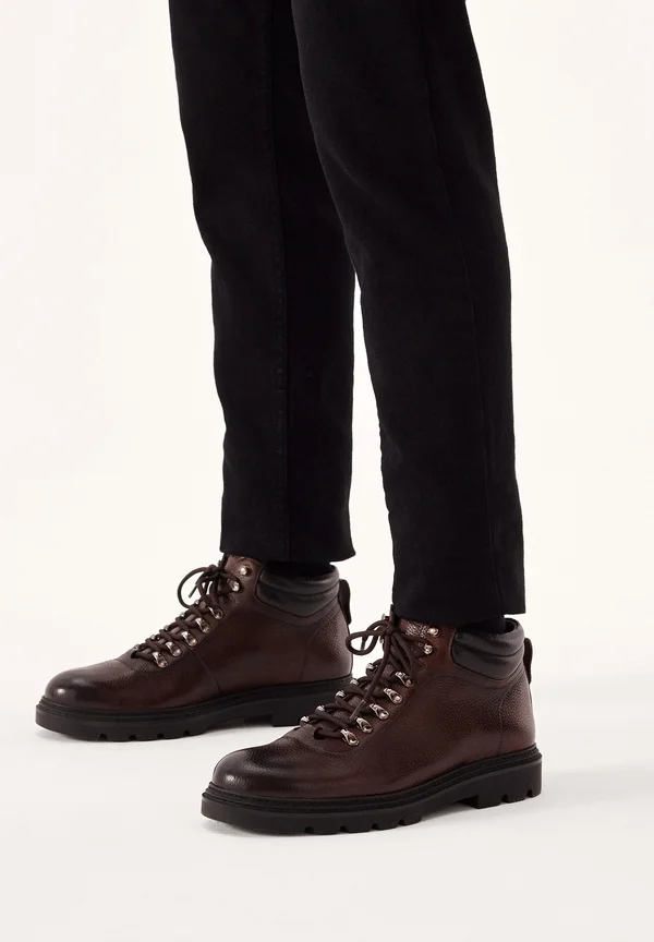 ASTUS - Schnürstiefelette - brown