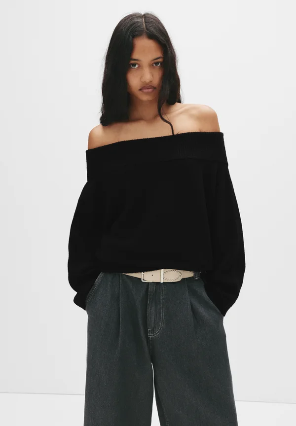 ASYMMETRIC SOFT - Strickpullover - black