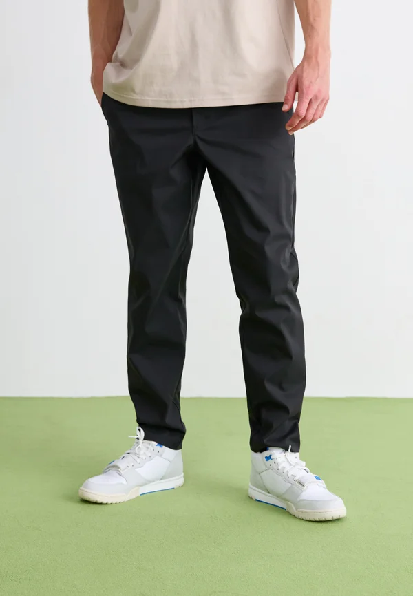 ATHLETICS STANDARD TAPERED - Chino - black