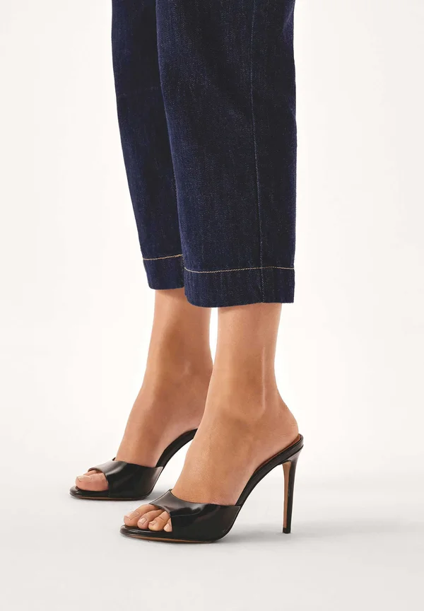 AUDE - Pantolette hoch - black