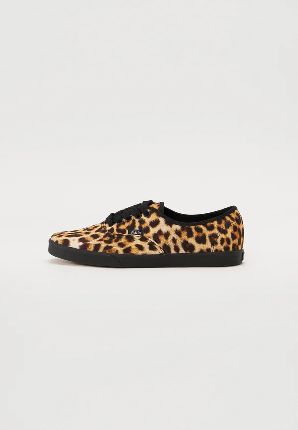 AUTHENTIC LOWPRO - Sportlicher Schnürer - black/brown