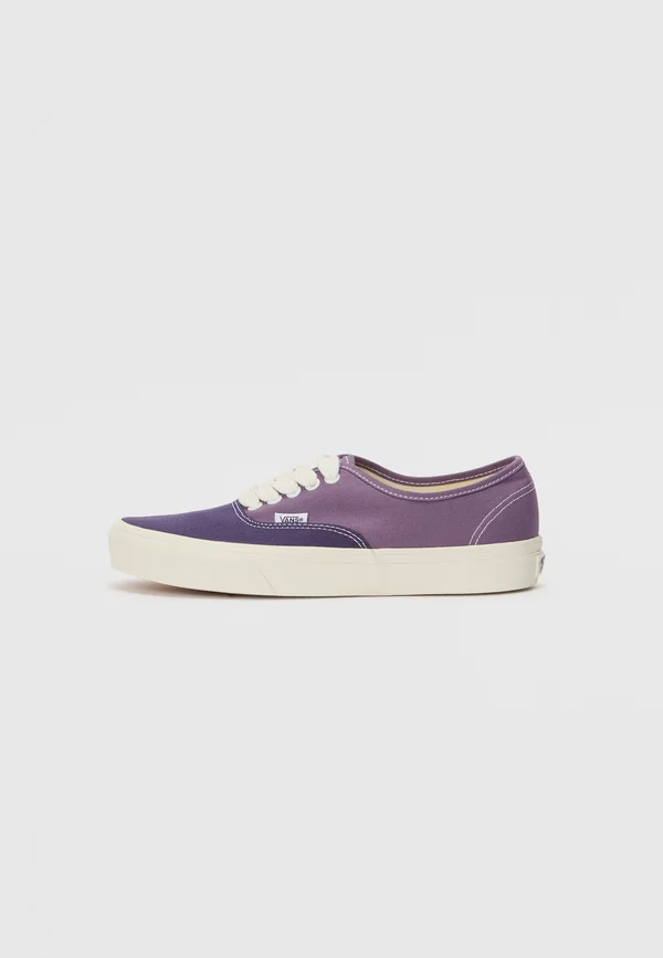 AUTHENTIC UNISEX - Sneaker low - purple/lilac