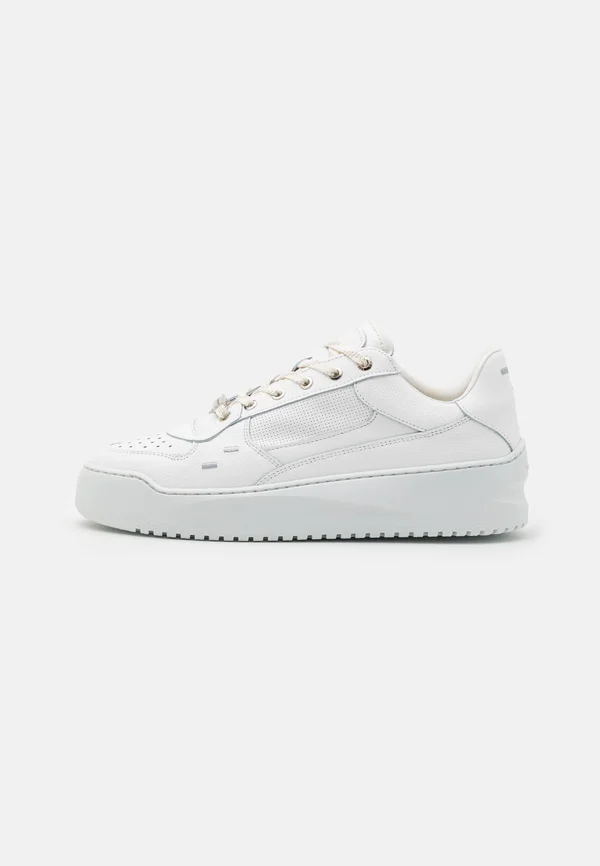 AVENUE CRUMBS UNISEX - Sneaker low - white