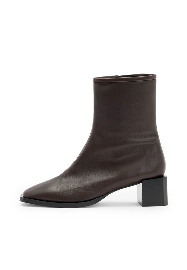 AVRIL - Stiefelette - brown