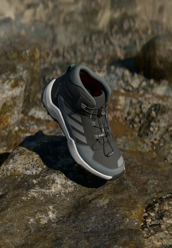 AX4R MID UNISEX - Hikingschuh - core black/grey four/grey six