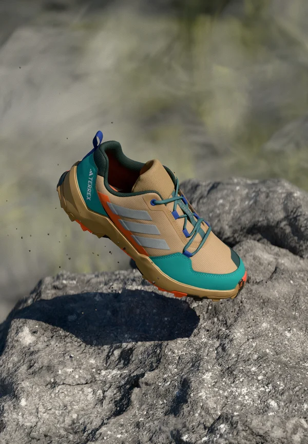 AX4R UNISEX - Hikingschuh - cardboard matte silver-coloured/pure teal