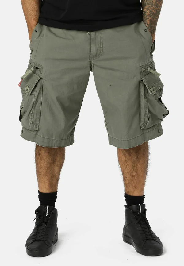 BAGGY  - Shorts - olive green
