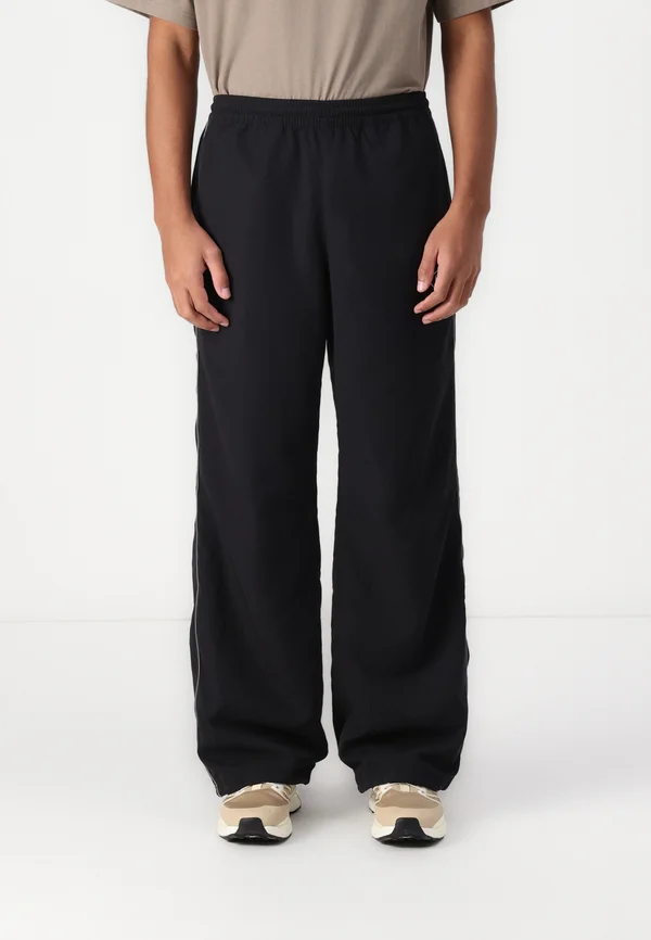 BALGIA PANTS - Jogginghose - black onyx