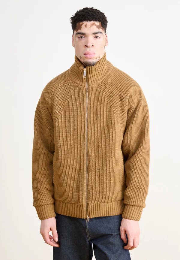 BANLEY JACKET - Strickjacke - peanut