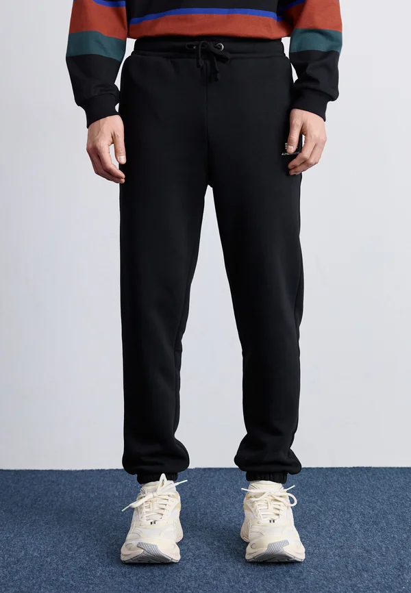 BASIC JOGGER SMALL LOGO  - Jogginghose - black