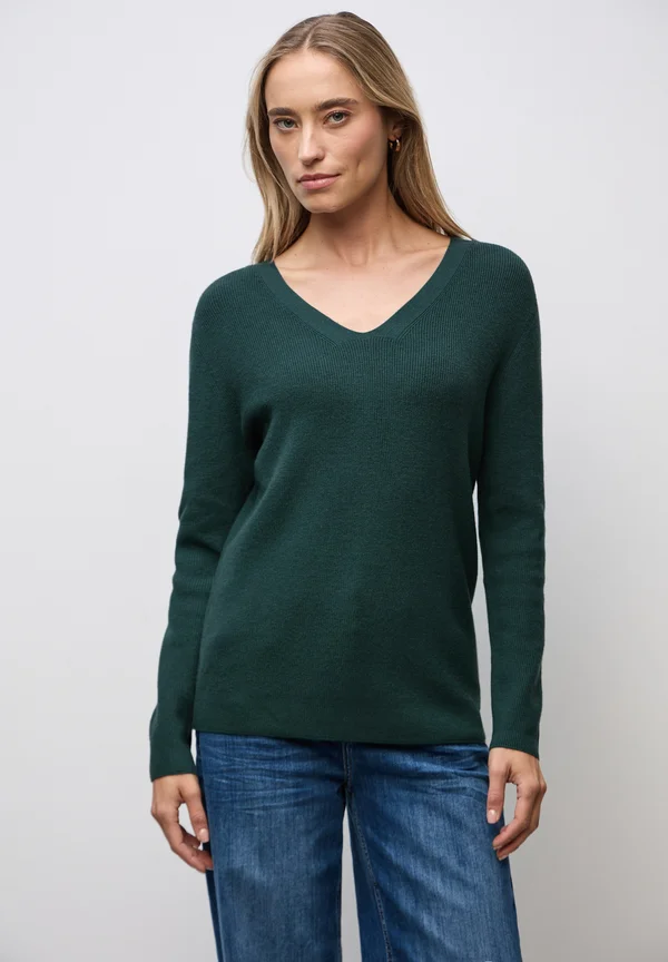 BASIC V-NECK - Strickpullover - grün