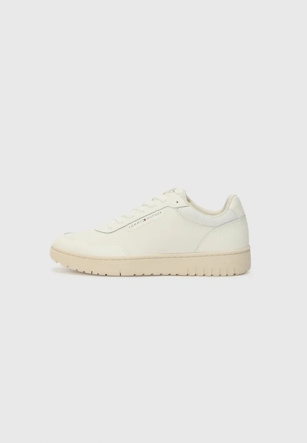 BASKET CORE - Sneaker low - ecru