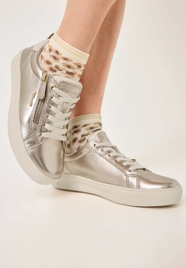 BEQUEME SNEAKER MIT T-FLOW EFFECT - Sneaker low - lt gold