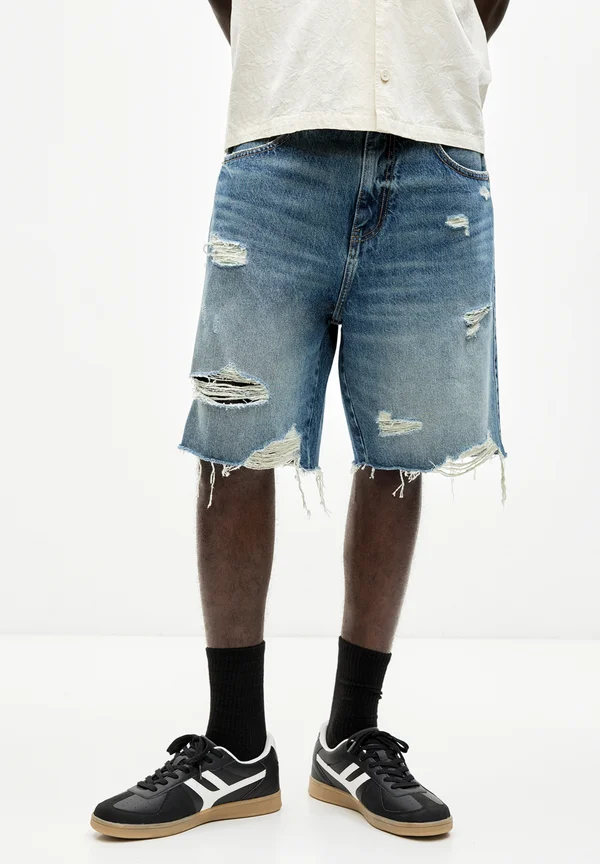 BERMUDA  - Jeans Shorts - blue denim