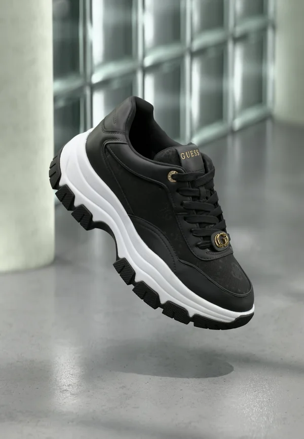 BERRETT - Sneaker low - black