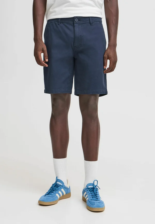 BHEDNAN TWILL SHORTS - Shorts - dress blues