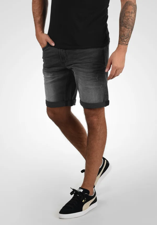BHGRILITSCH - Jeans Shorts - black
