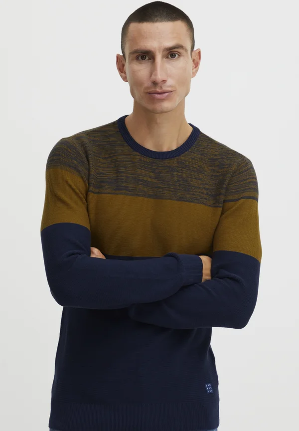 BHNAPINOA - Strickpullover - bronze brown