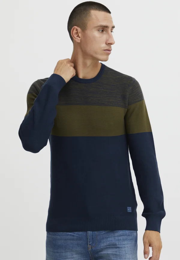 BHNAPINOA - Strickpullover - military olive