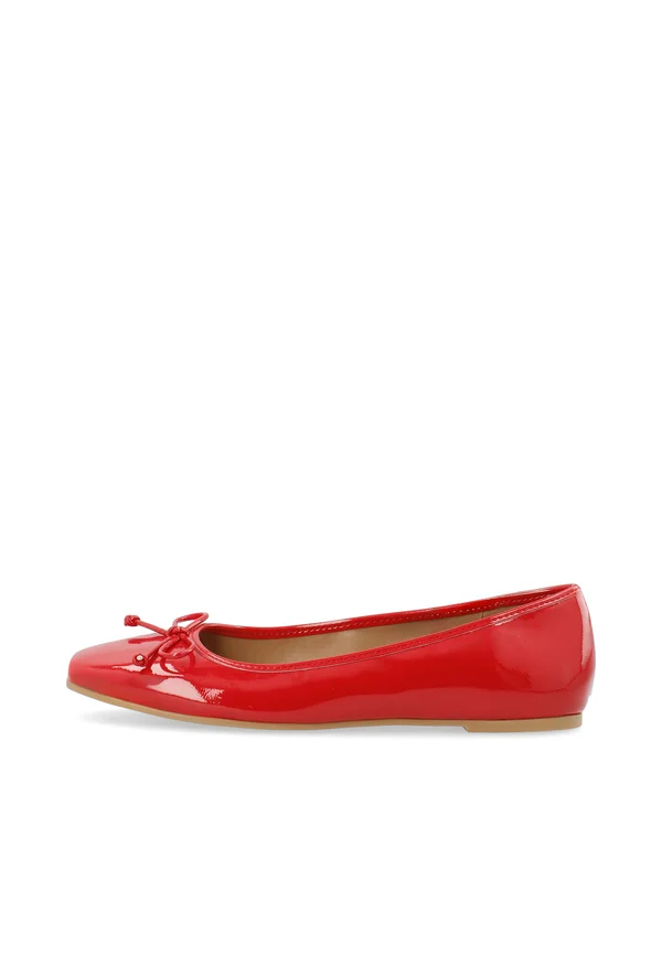BIAROSE KARRÉ  - Klassischer Ballerina - redpatent