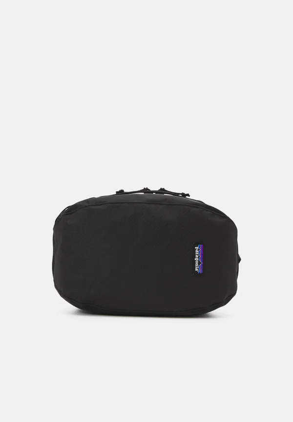 BLACK HOLE CUBE 6L - Sporttasche - black