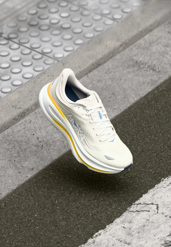 BONDI 9 - Laufschuh Straße - white/grout