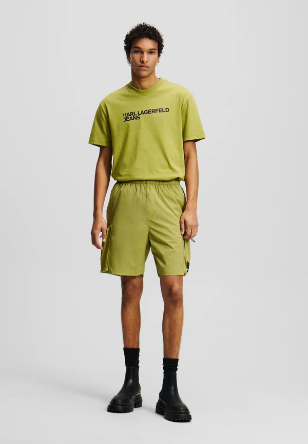 BOX LOGO - Shorts - green olive