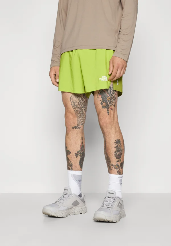 BREEZE  - Outdoor Shorts - meadow grass/oak green