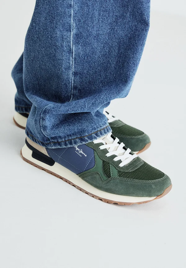 BRIT CAMP - Sneaker low - olivine green
