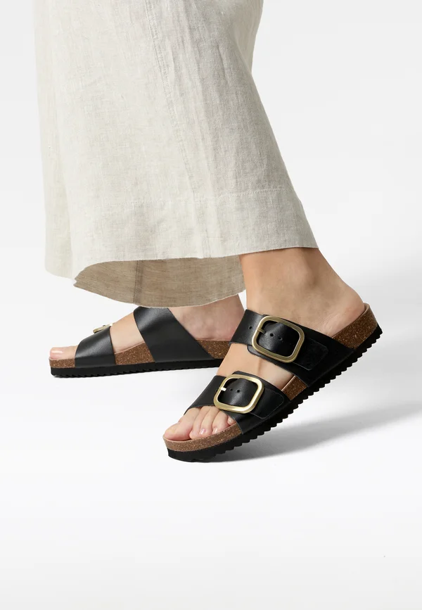 BUCKLE  - Pantolette flach - black