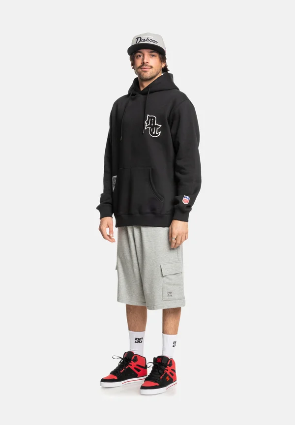 BULLPEN - Kapuzenpullover - kvj black