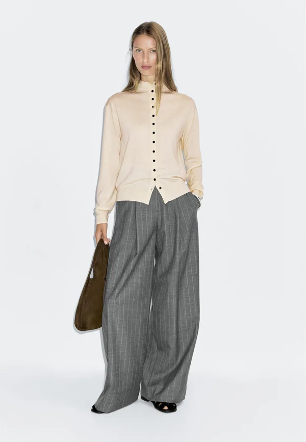 BUTTONED WITH MOCK TURTLENECK - Strickjacke - yellow