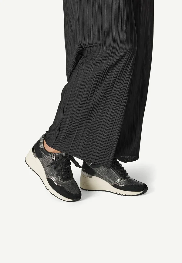 BY GUIDO MARIA KRETSCHMER - Sneaker low - black comb