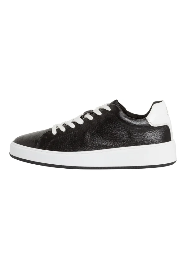 BY GUIDO MARIA KRETSCHMER   - Sneaker low - black white